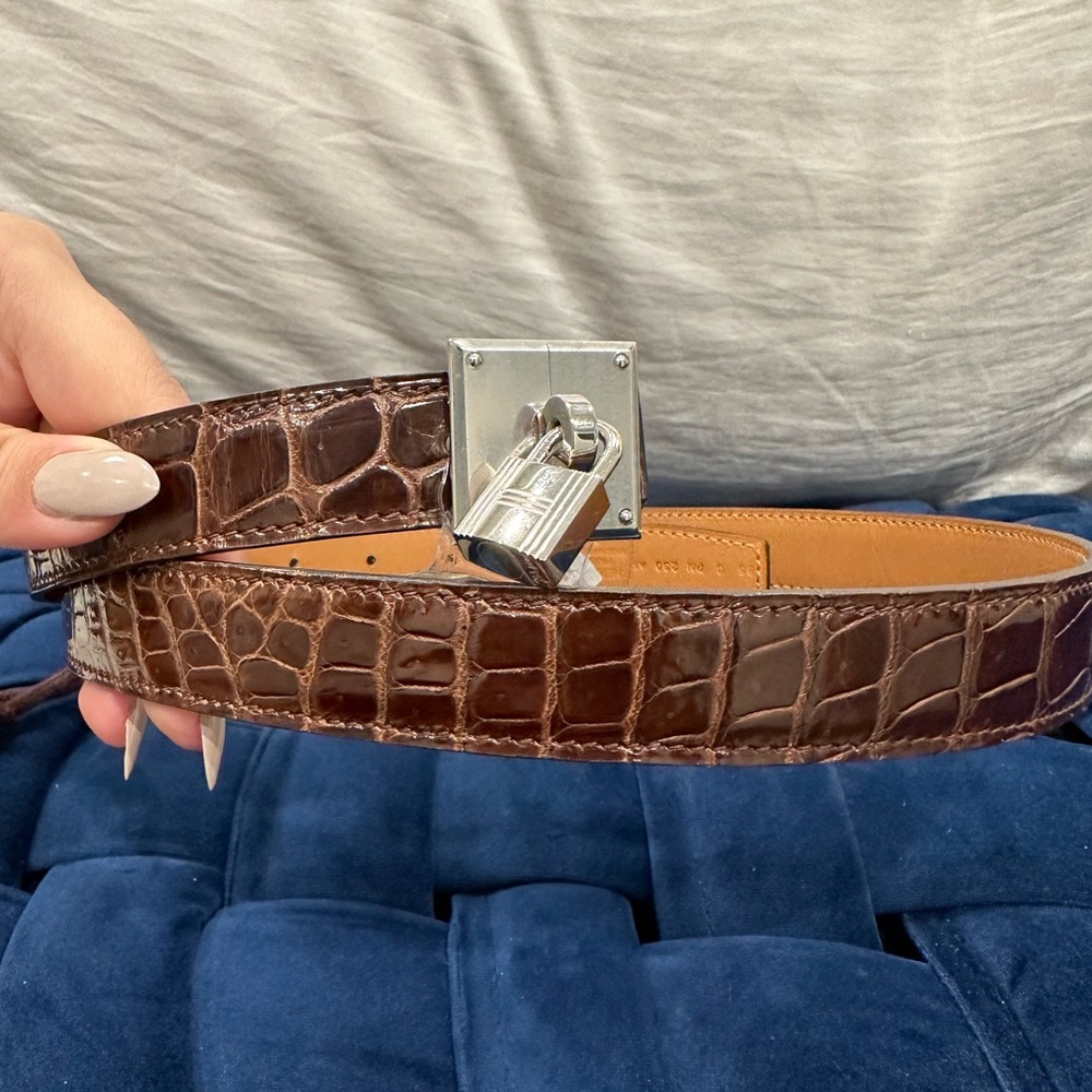 Hermes Crocodile Belt  Leather Porosus Burgundy Terre Kelly Lock Tresor Argent